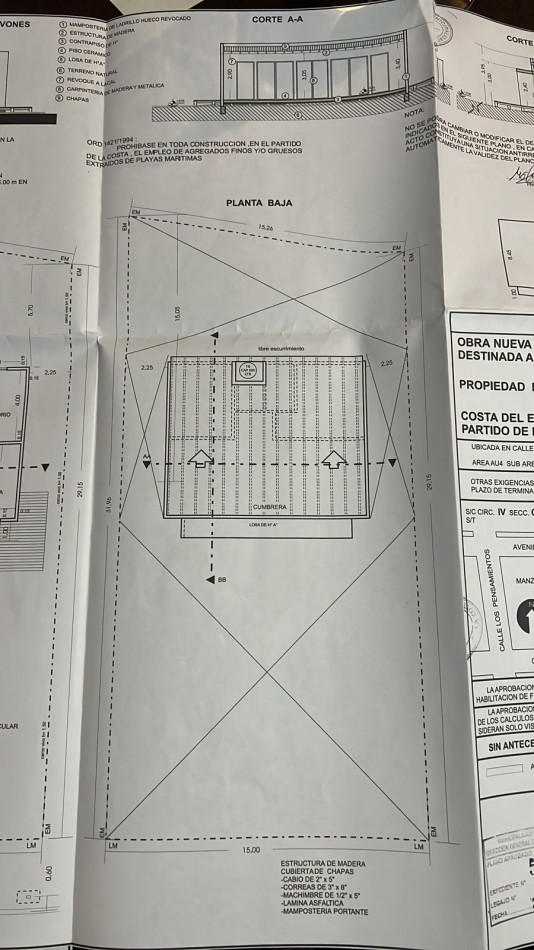 Casa en Venta de 2 Dorm. C/ Cochera en Costa del Este