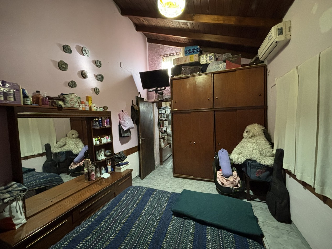 Casa 4 ambientes con departamento, San Justo