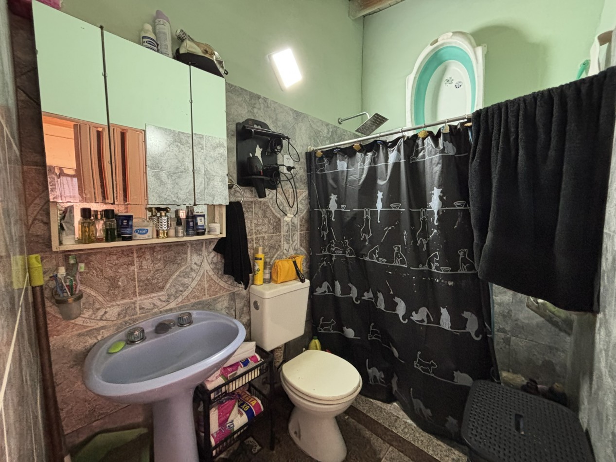 Casa 4 ambientes con departamento, San Justo