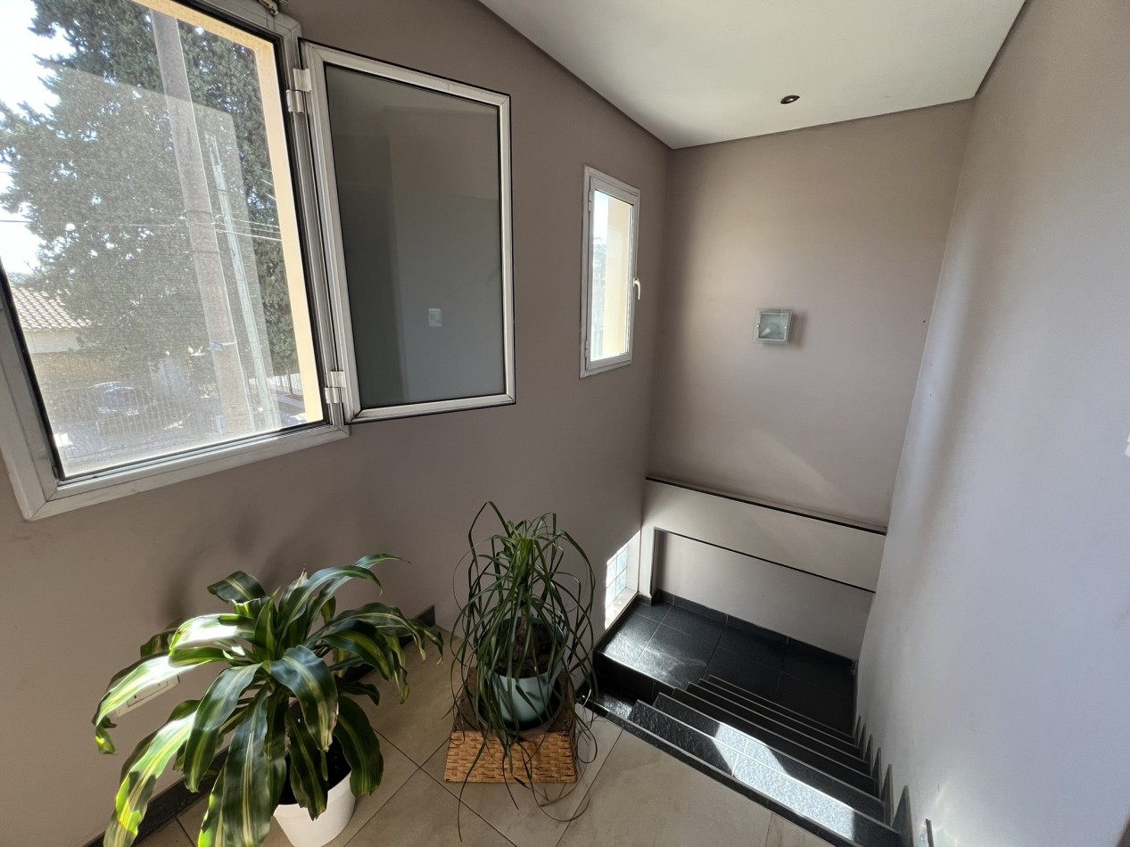 Chalet 7 ambientes, Circ. 2da - Ciudad Evita