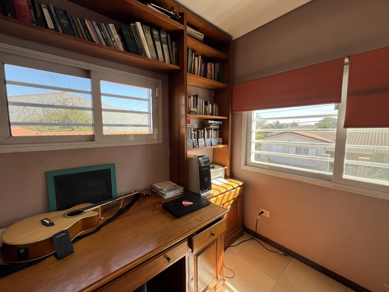 Chalet 7 ambientes, Circ. 2da - Ciudad Evita