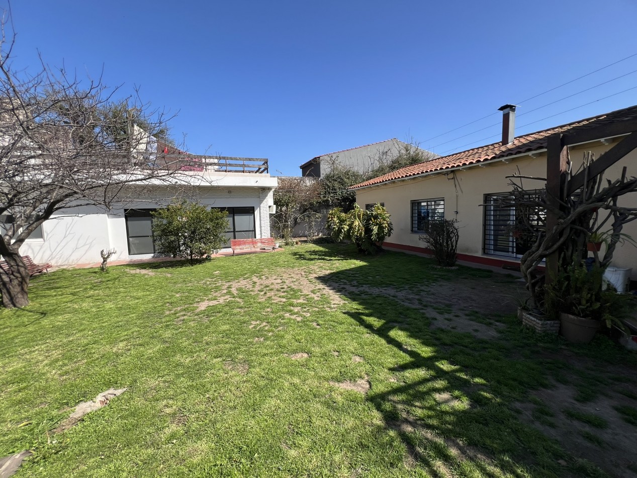Chalet 7 ambientes, Circ. 2da - Ciudad Evita