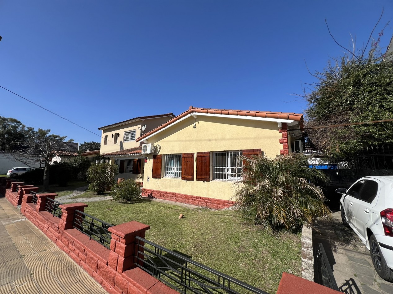 Chalet 7 ambientes, Circ. 2da - Ciudad Evita