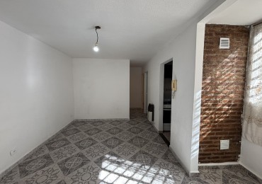 Departamento en planta baja 3 ambientes, Ciudad Evita